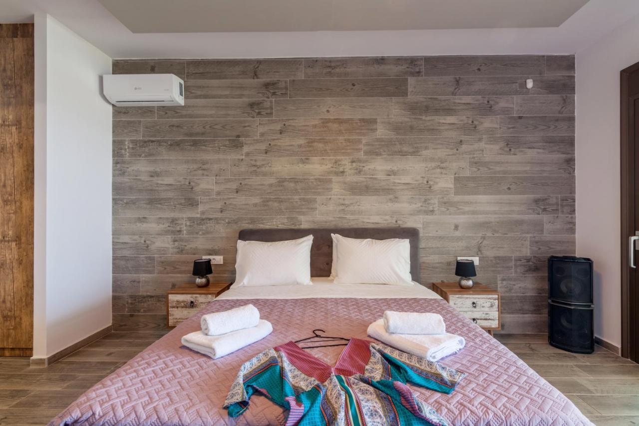 Villa Ourania Agia Pelagia Екстериор снимка
