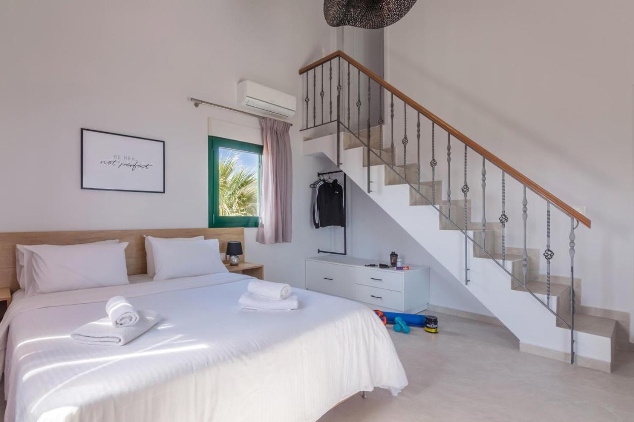 Villa Ourania Agia Pelagia Екстериор снимка